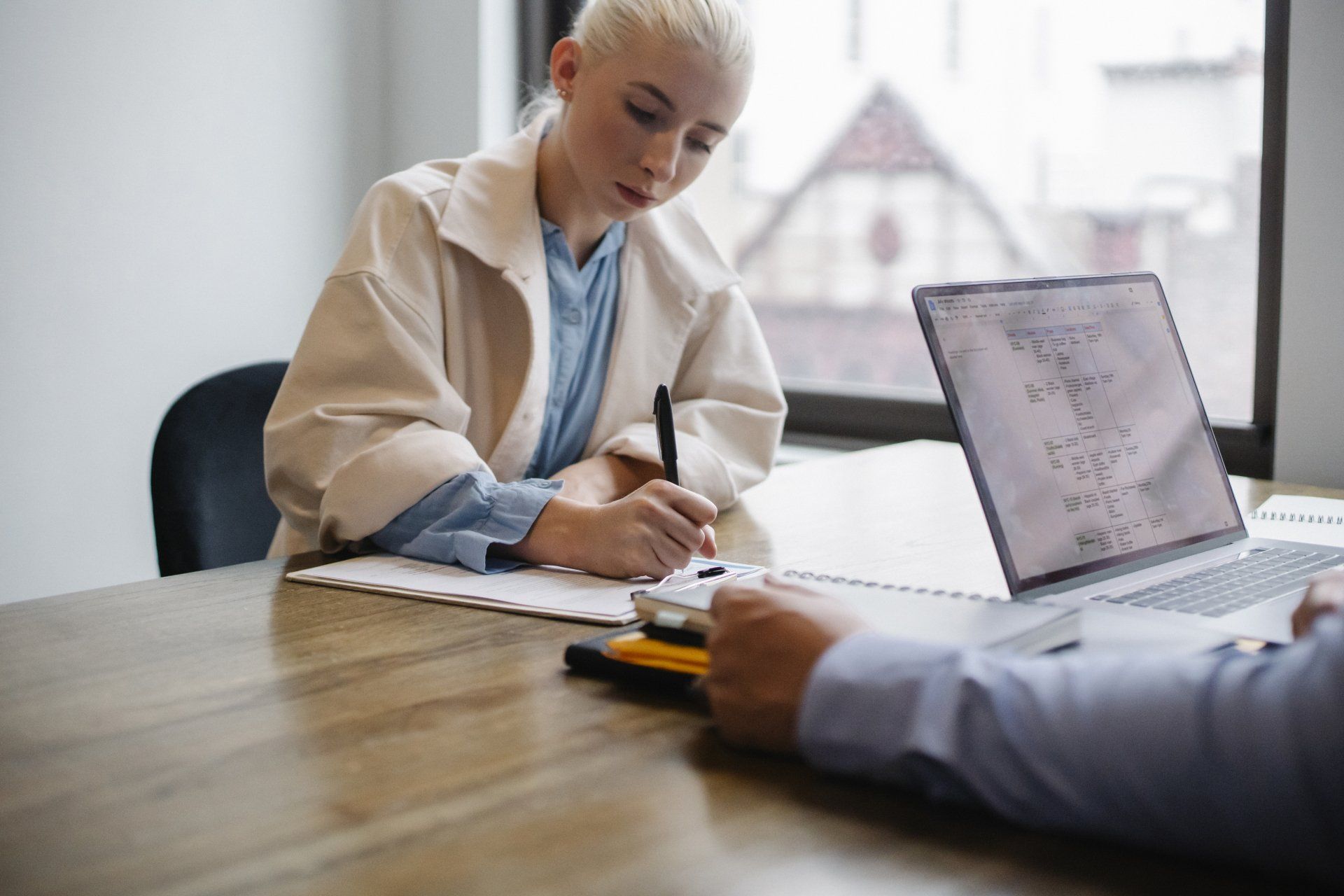 When to Renew Your Energy Contract: Timing It Right in 2026 | Purely Energy